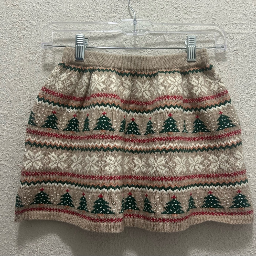 Girls Christmas Tan with Christmas Tree Knit Skirt Small 5/6